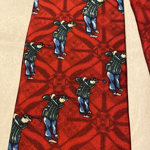 Mens Red Golf Tie - Picture 3 of 6